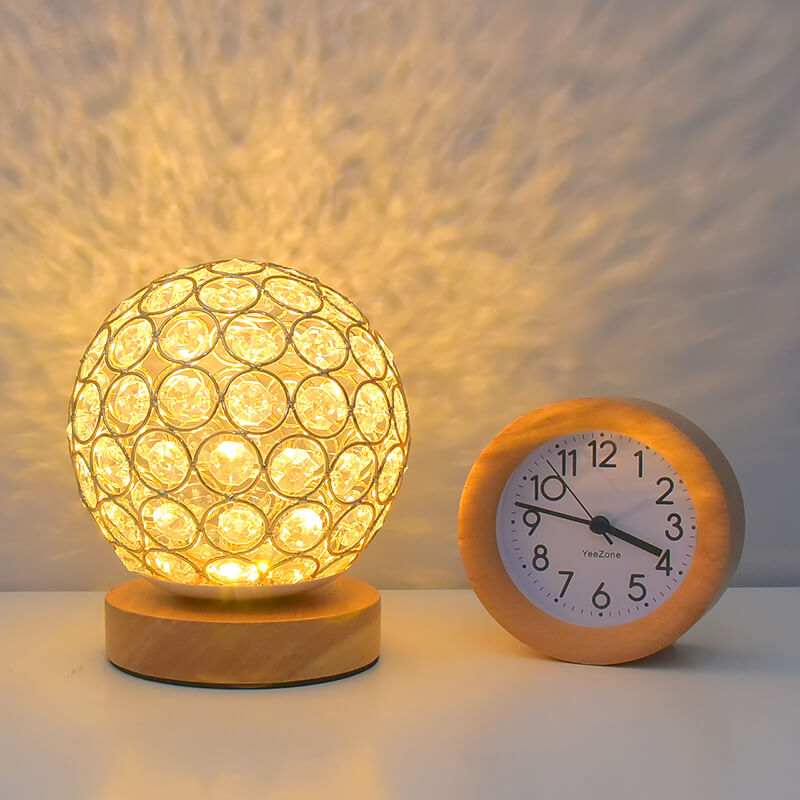 Lumora LED-natbordslampe med USB-genopladning og minimalistisk design
