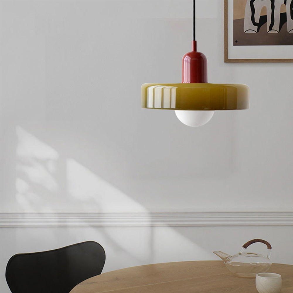 Lampada a sospensione nordica con aspetto in vetro retrò per spazi moderni e colorati