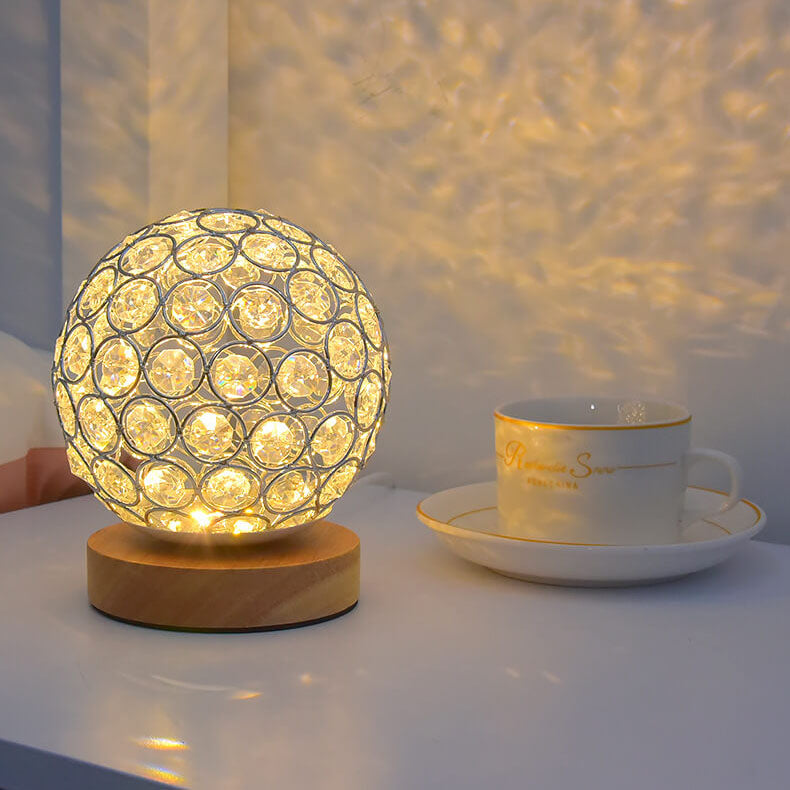 Lumora LED-natbordslampe med USB-genopladning og minimalistisk design