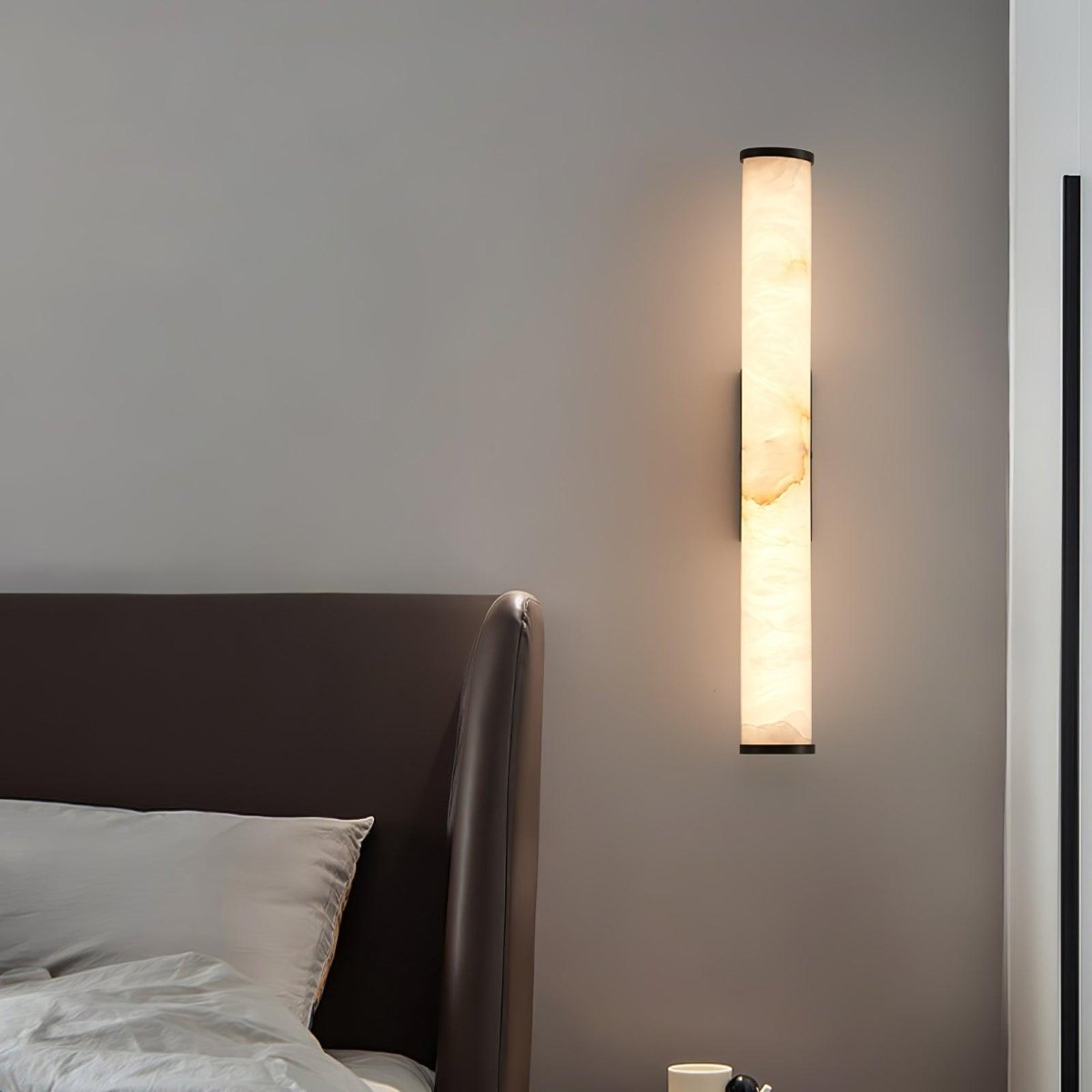 Applique da parete LED con design a tubo in alabastro, 1 luce | Rosalyssa