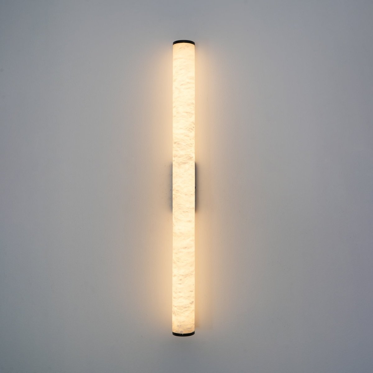Applique da parete LED con design a tubo in alabastro, 1 luce | Rosalyssa