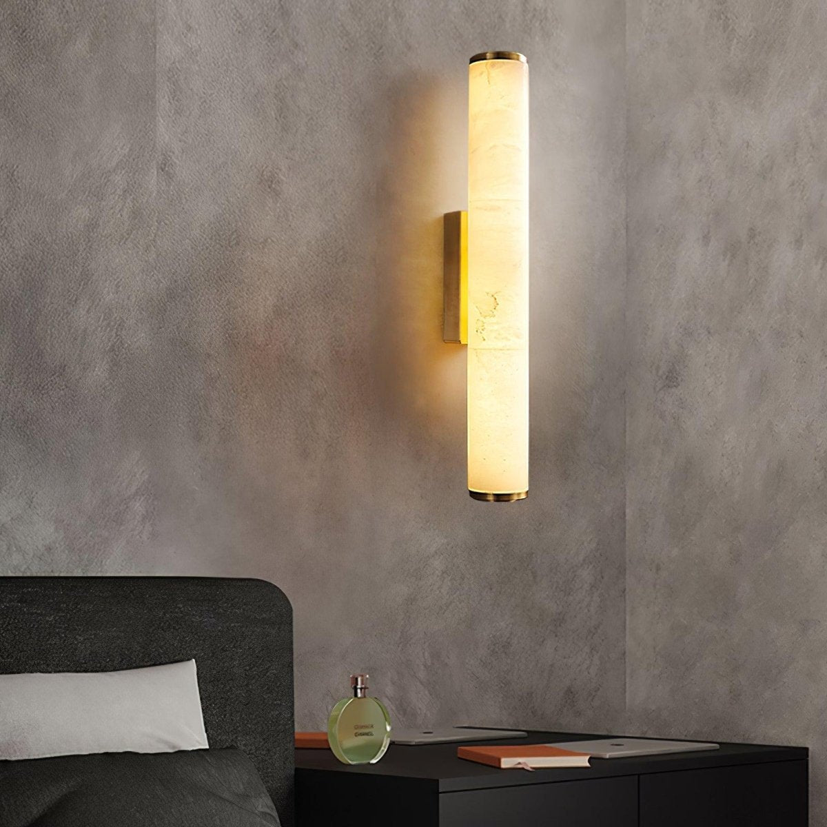 Applique da parete LED con design a tubo in alabastro, 1 luce | Rosalyssa