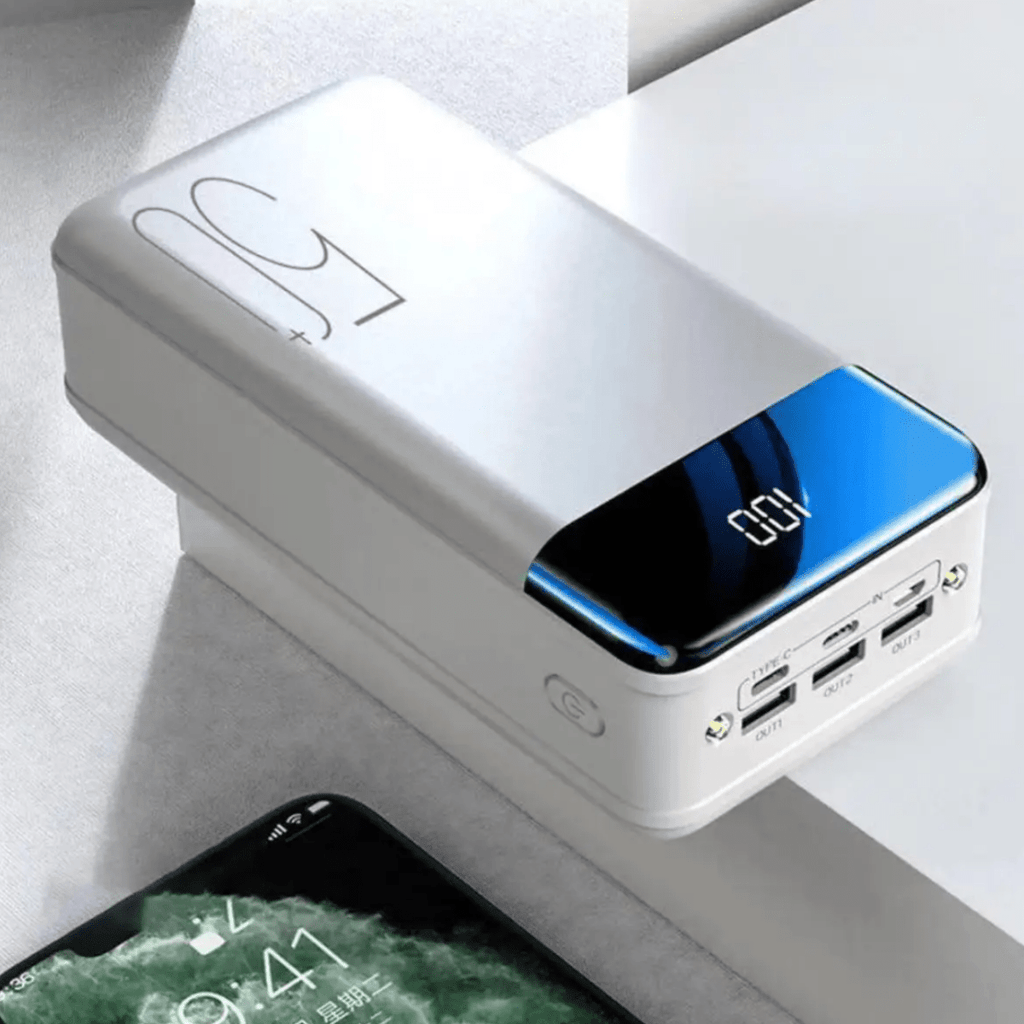VoltGuard 50K Ultra Powerbank 50.000 mAh für zuverlässige Energie