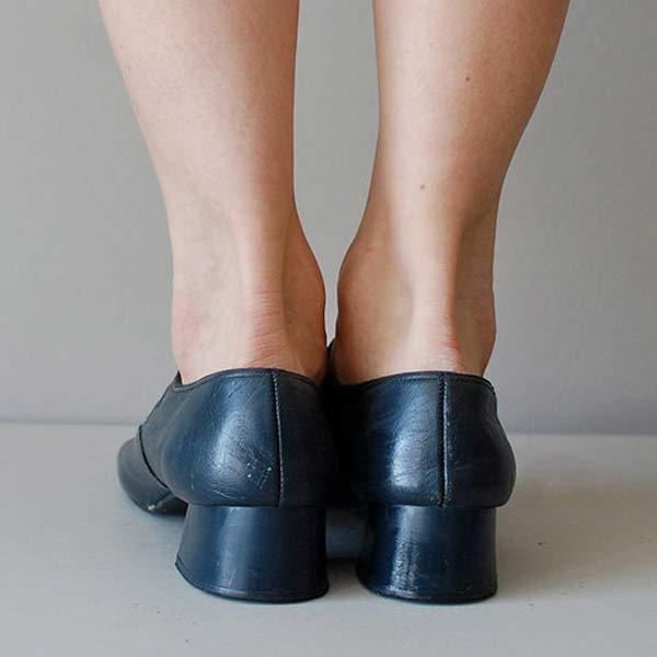 Arden's Classic Leather Sandals With Buckle And Arch Support