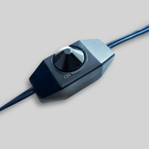Japonská minimalistická stolní lampa s dřevěnou a kovovou konstrukcí