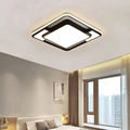 Afstandsbedienbare LED-plafondlamp met geometrisch design
