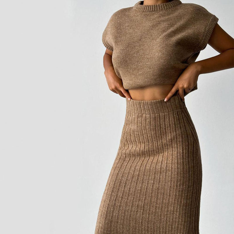 ENSEMBLE DEUX PIÈCES SANS MANCHES