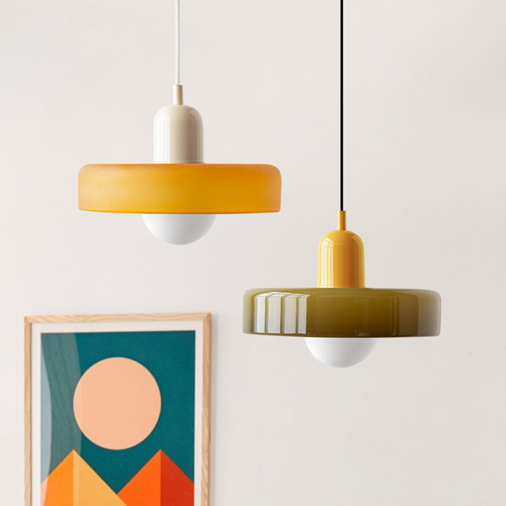 Lampada a sospensione nordica con aspetto in vetro retrò per spazi moderni e colorati