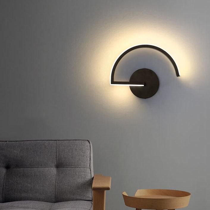 Applique murale LED Curves Line avec arc sculptural lumineux