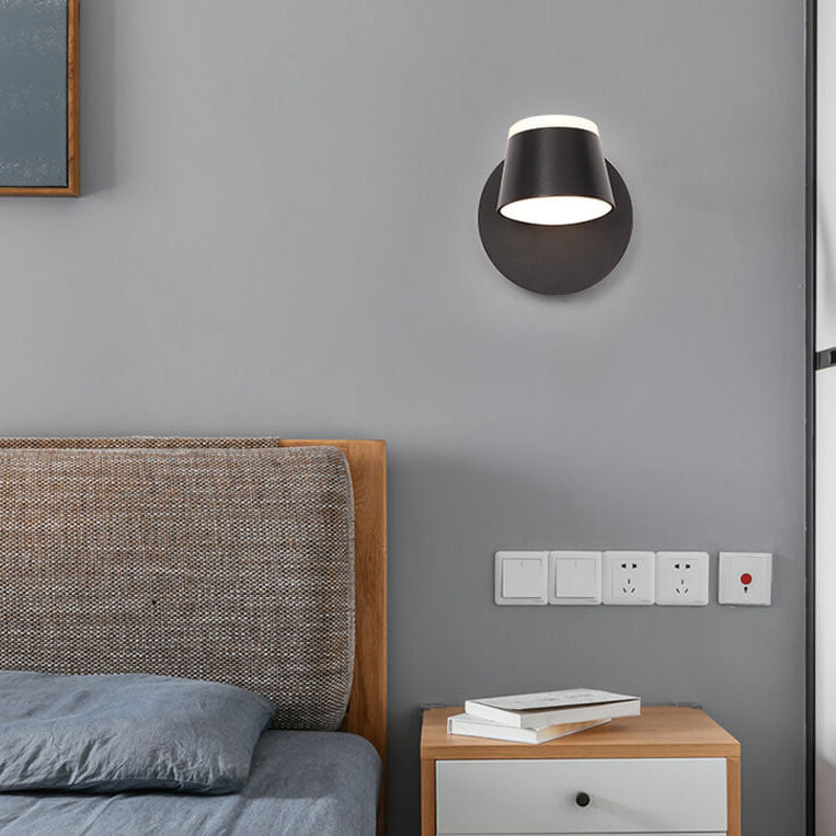 Lampa ścienna LED Aurora z obrotowym cylindrycznym kloszem i opcjami 1/2/3 płomieni
