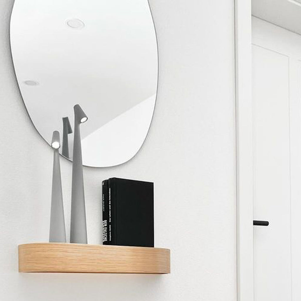 Lampada da tavolo LED cordless NovaLume per un'atmosfera calda in casa