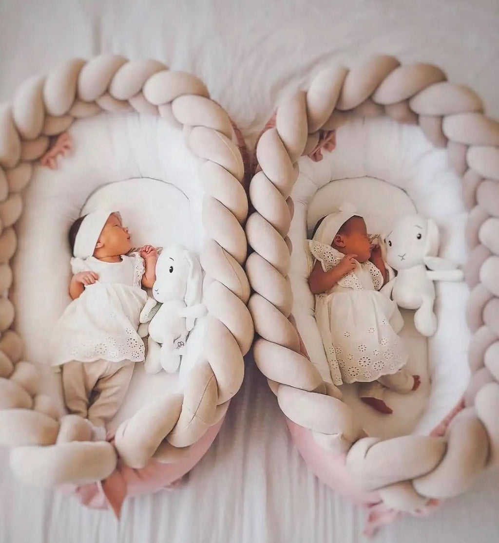 CozyNest Gewebtes Babykissen für sicheren und erholsamen Schlaf