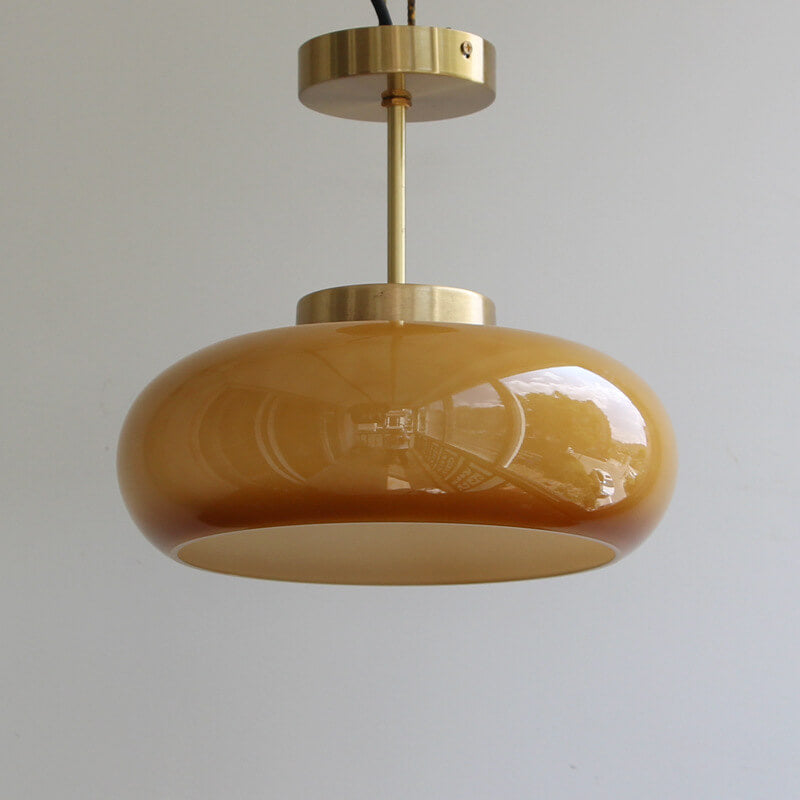 Lampada da soffitto vintage in ottone con paralume in vetro ambrato, montaggio semi a filo soffitto