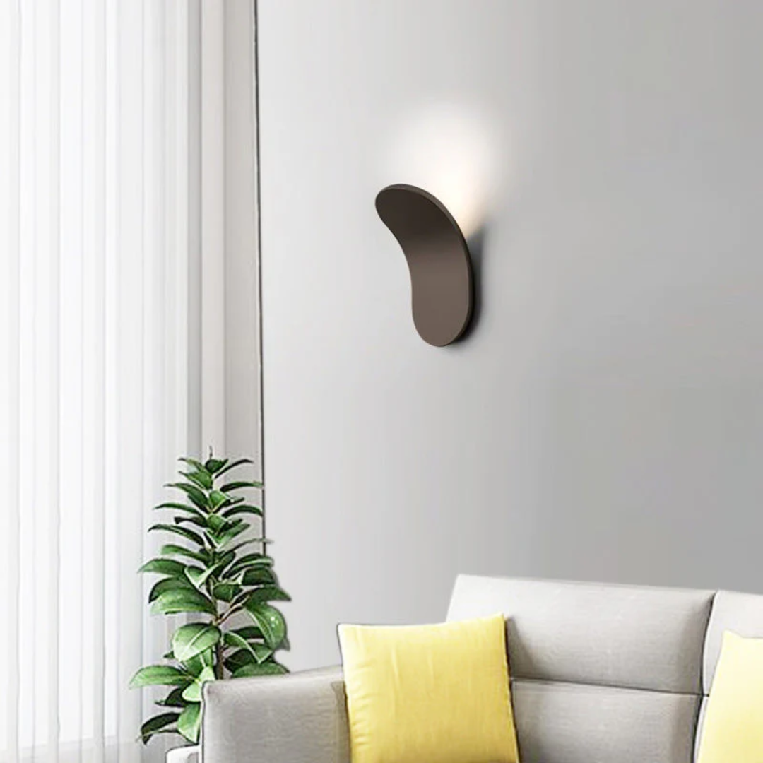 Moderní nordická nástěnná lampa s minimalistickým LED osvětlením