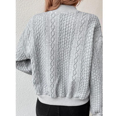 TOP JACQUARD DÉCONTRACTÉ À COL MONTANT ET BOUTONS