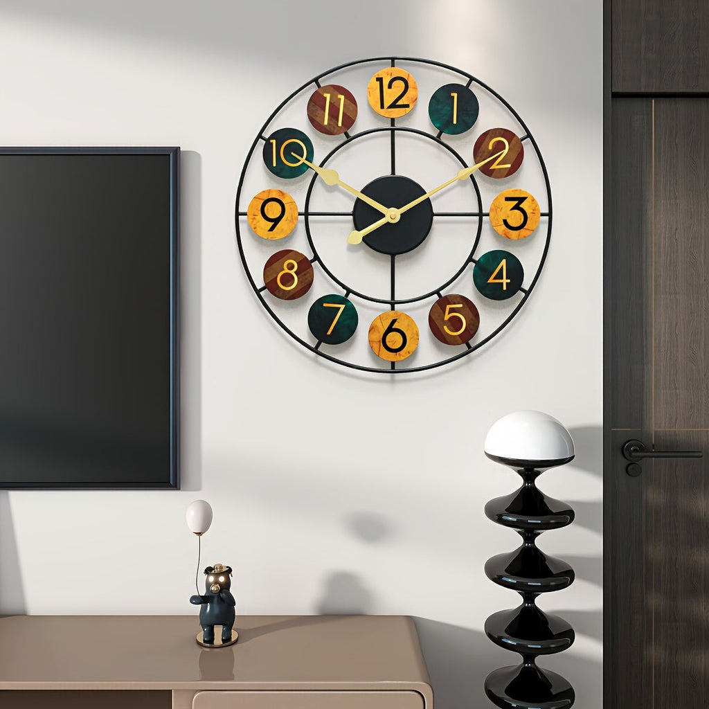 Bunte Metalluhr mit Retro-Eisen-Design und Akzentstil