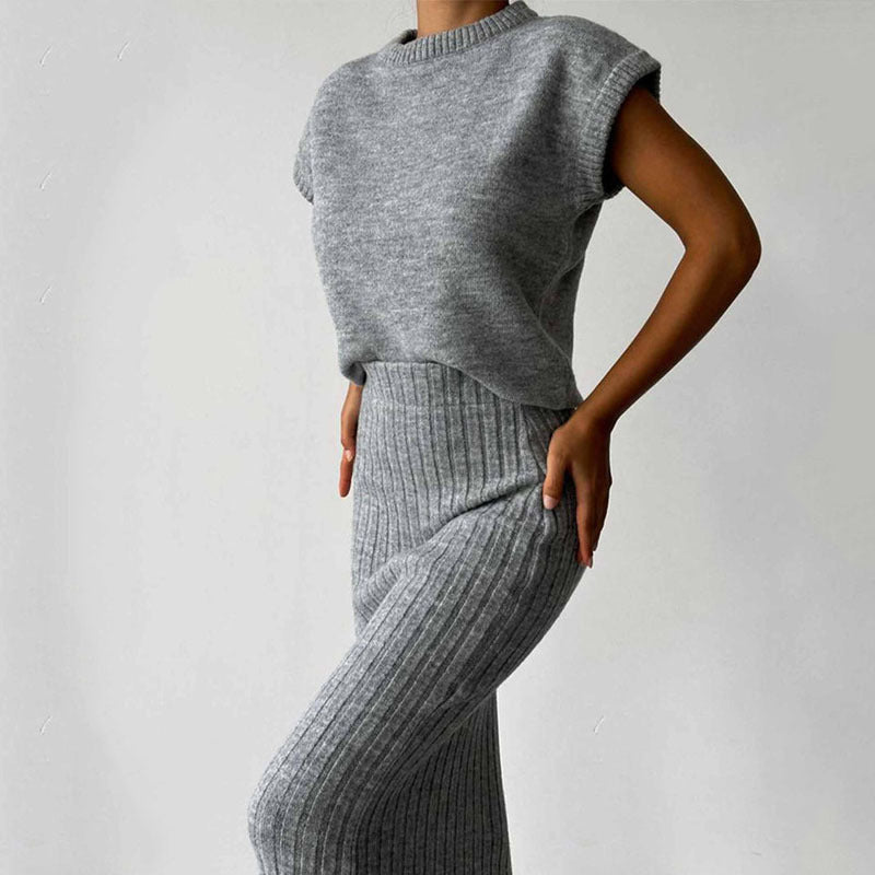 ENSEMBLE DEUX PIÈCES SANS MANCHES