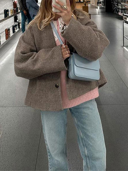 ELENA – Veste Courte à Col en V avec Boutons