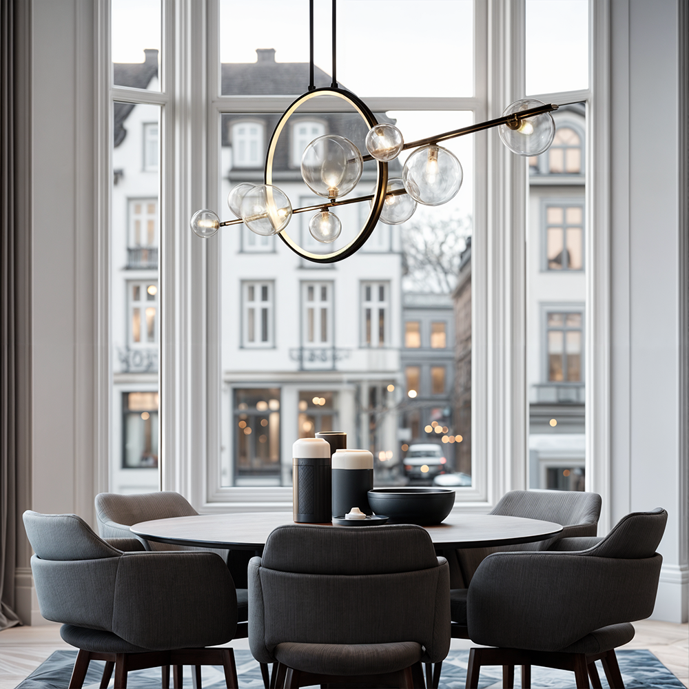 Aurelia glasljuskrona från LumeCraft med aluminiumram och handblåst glas