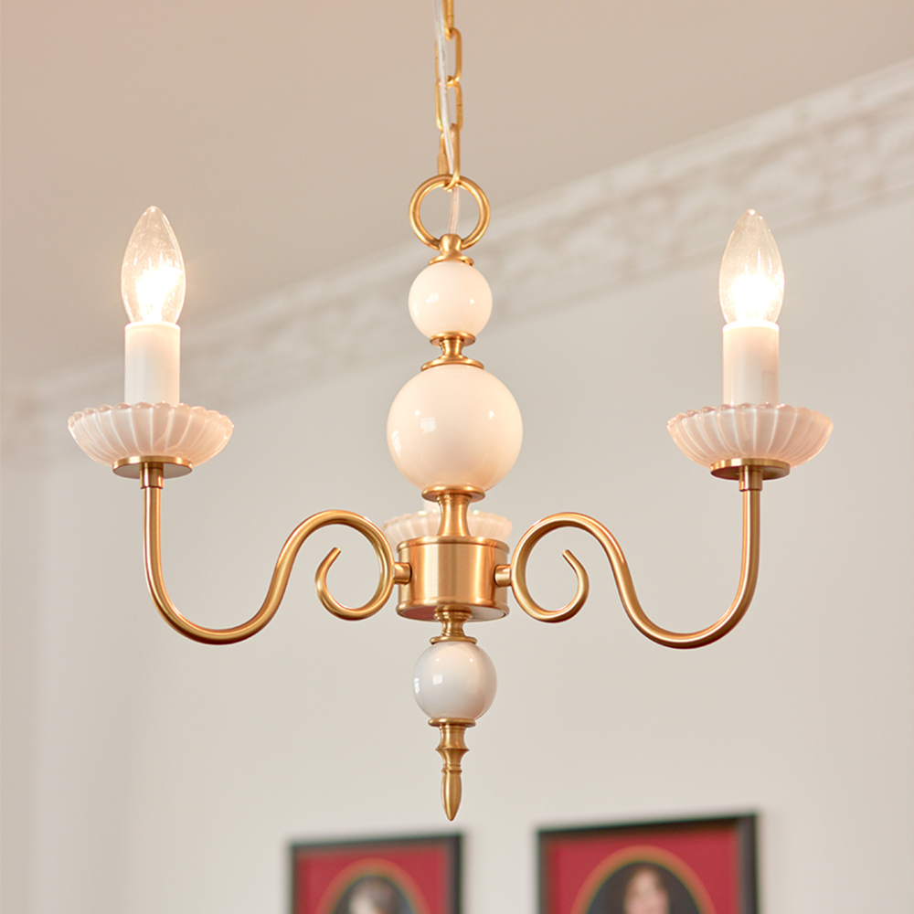 Novae Sleek Iron and Glass Pendant Light for Modern Bedrooms | Snurv