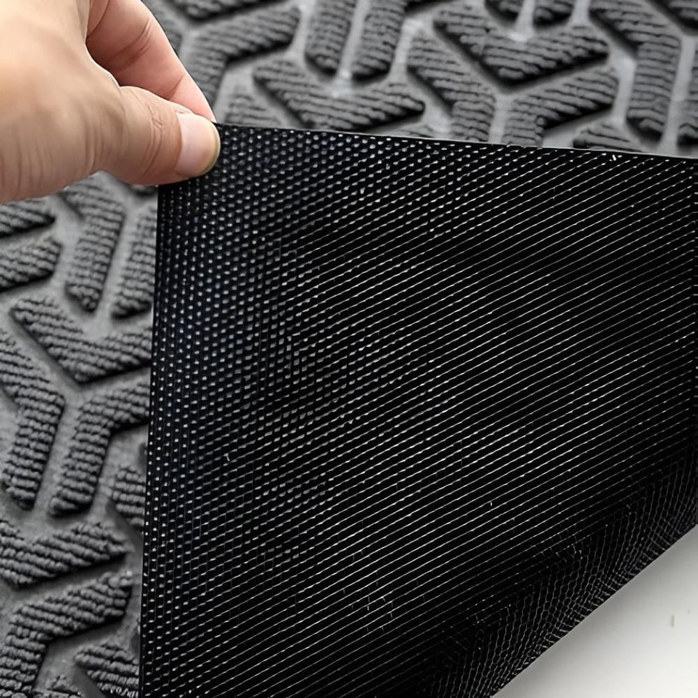 Geometric Pattern Door Mat for Entryways and Hallways