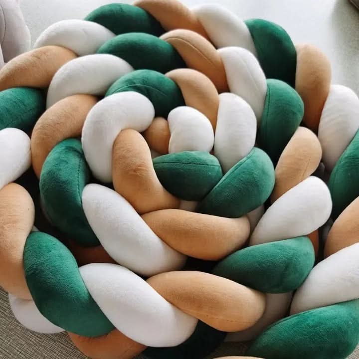 CozyNest Gewebtes Babykissen für sicheren und erholsamen Schlaf