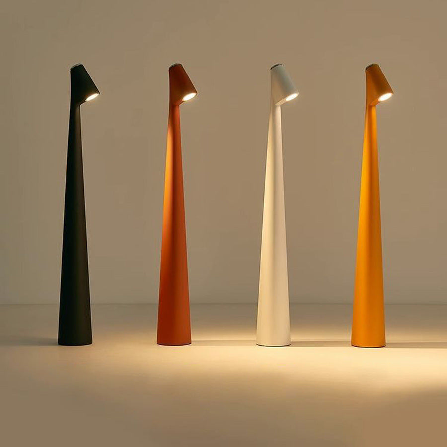 Lampada da tavolo LED cordless NovaLume per un'atmosfera calda in casa