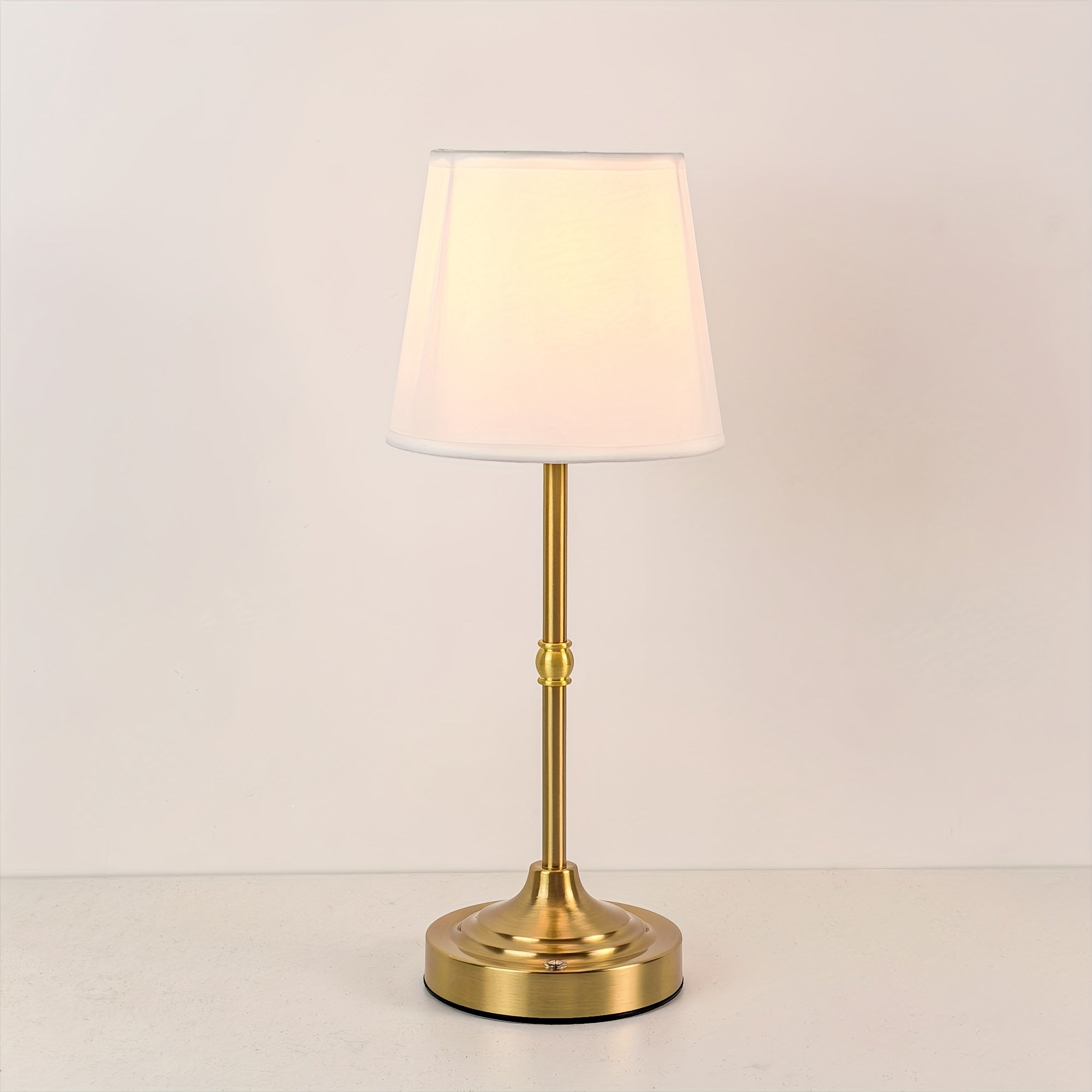 USB nabíjecí lampa s nastavitelným jasem, bezdrátová pro stoly