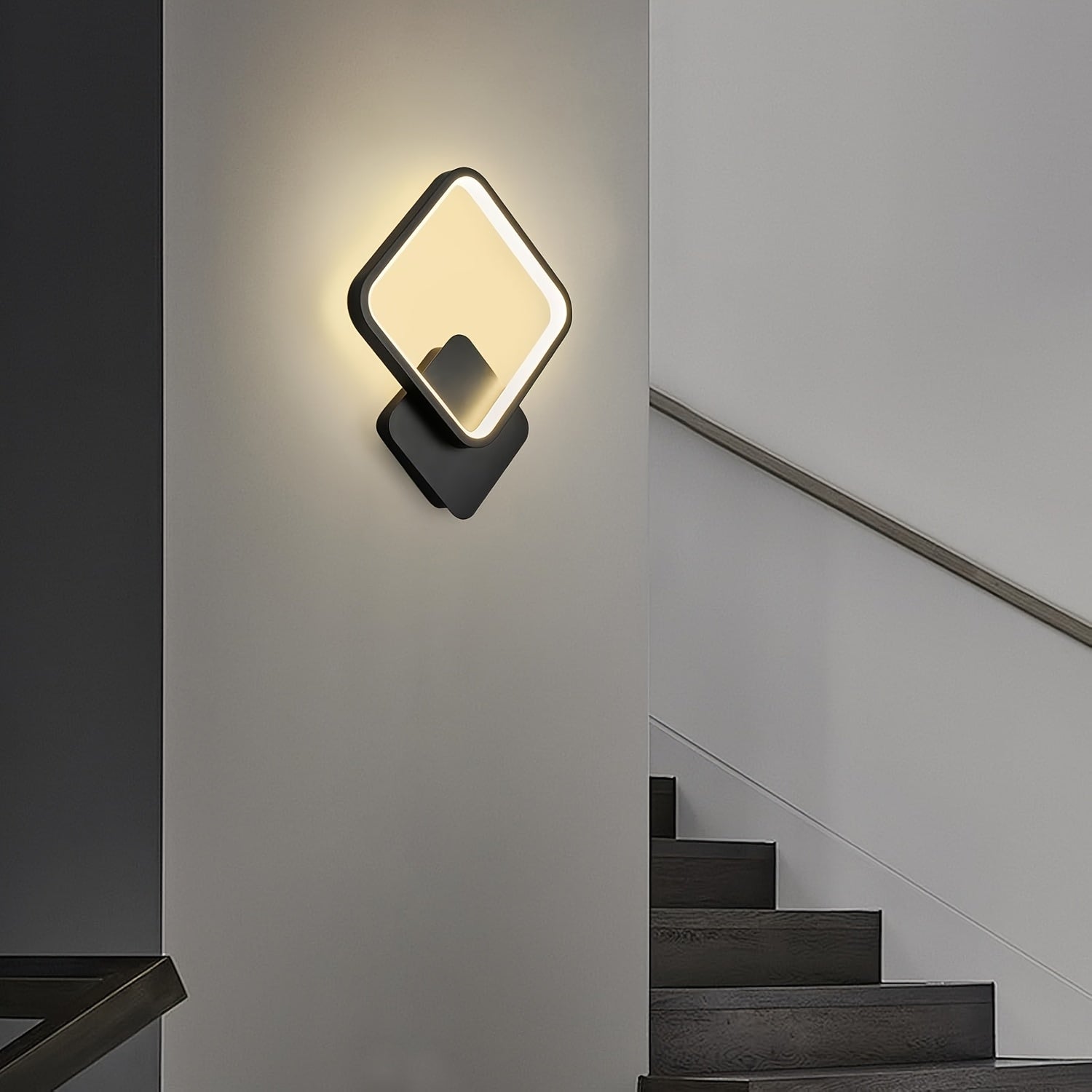 Modern fyrkantig LED-vägglampa för ren geometrisk inomhusbelysning