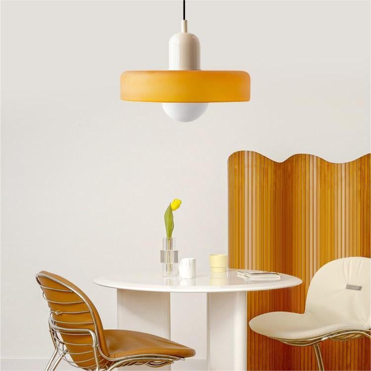 Lampada a sospensione nordica con aspetto in vetro retrò per spazi moderni e colorati