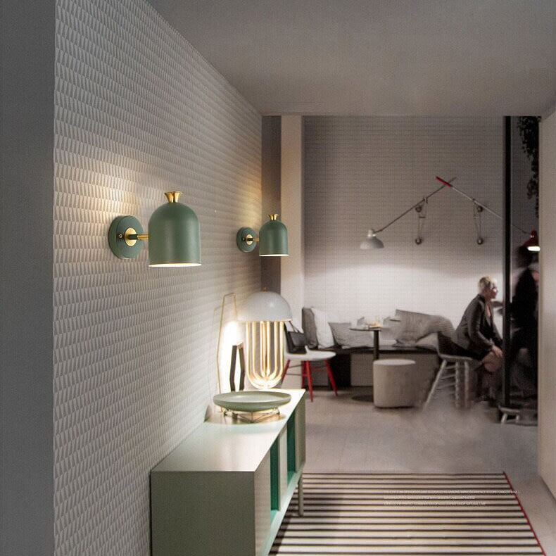 Lampă de perete Aurora cu design cilindric din metal