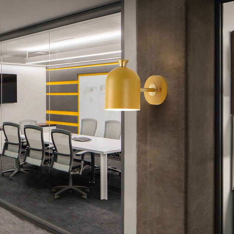 Lampă de perete Aurora cu design cilindric din metal