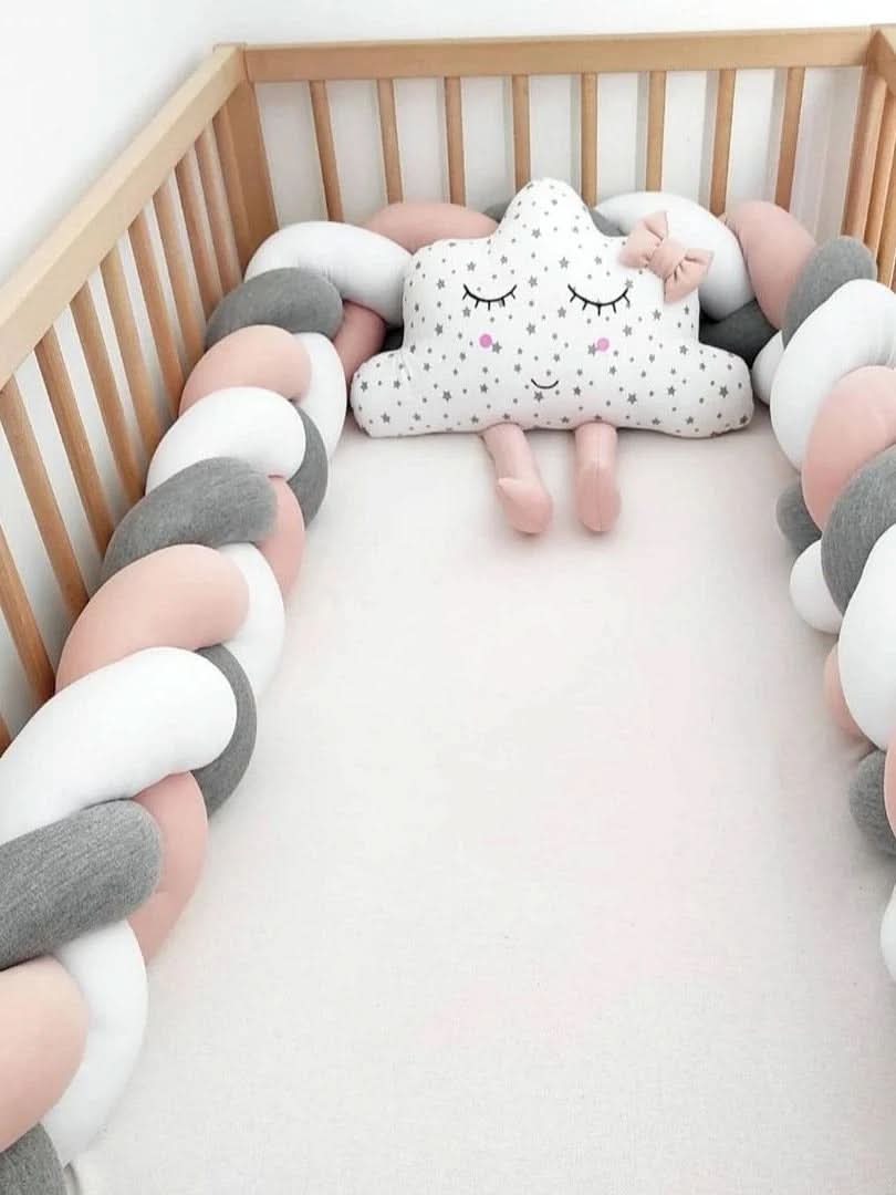 CozyNest Gewebtes Babykissen für sicheren und erholsamen Schlaf