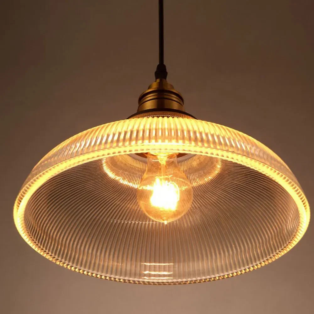 Luminária de Pendurar LumiVibe com Cúpula de Vidro Estriado Elegante