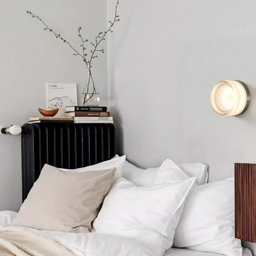 Solaria Moderne LED Væglampe med Justerbar Farve