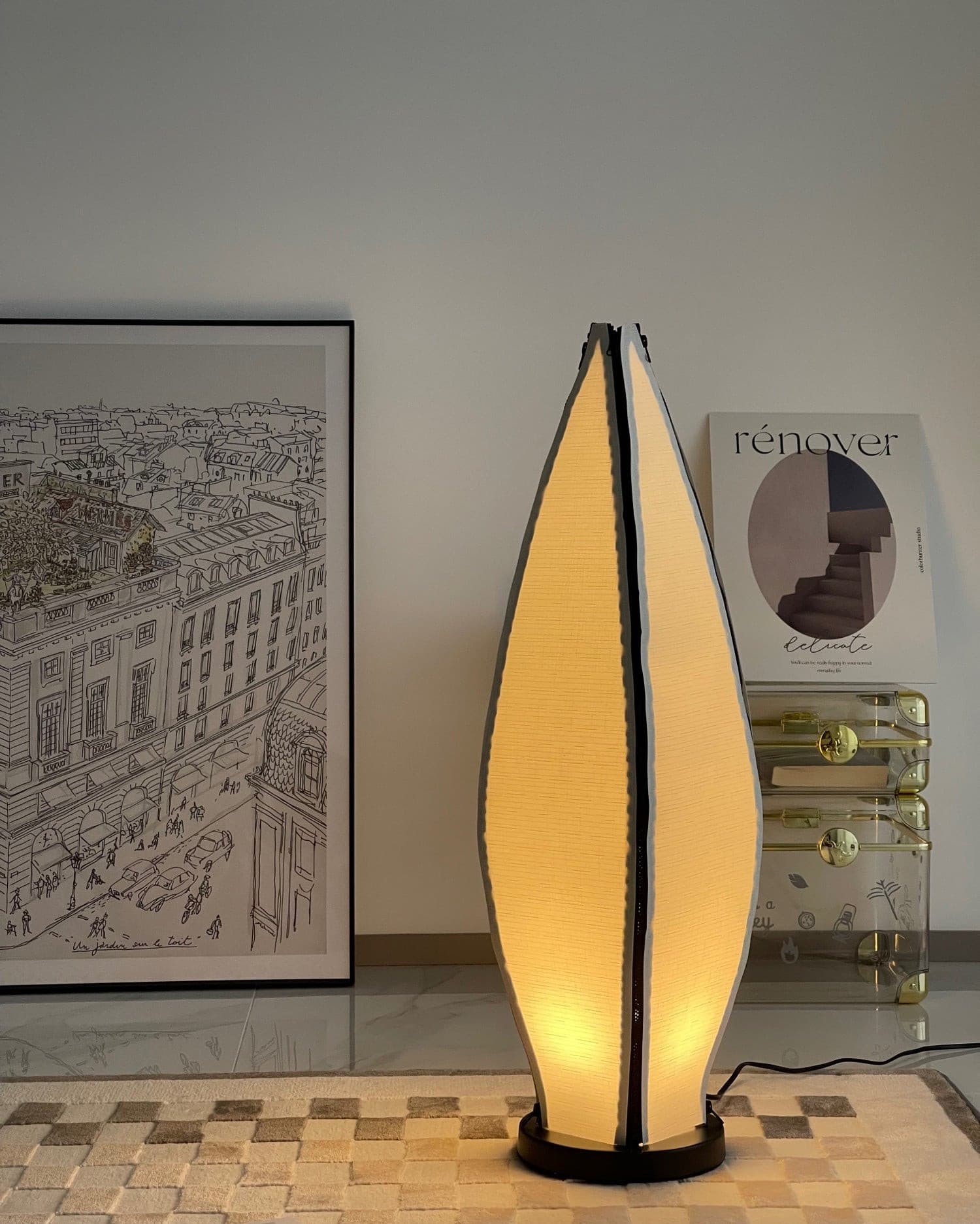 Lampa stołowa LumiBan w kształcie banana z miękkim, ciepłym światłem