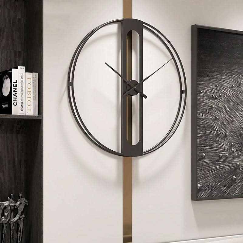 NovaGlow 50cm Gold and Black Metal Wall Clock as an Eye Catcher