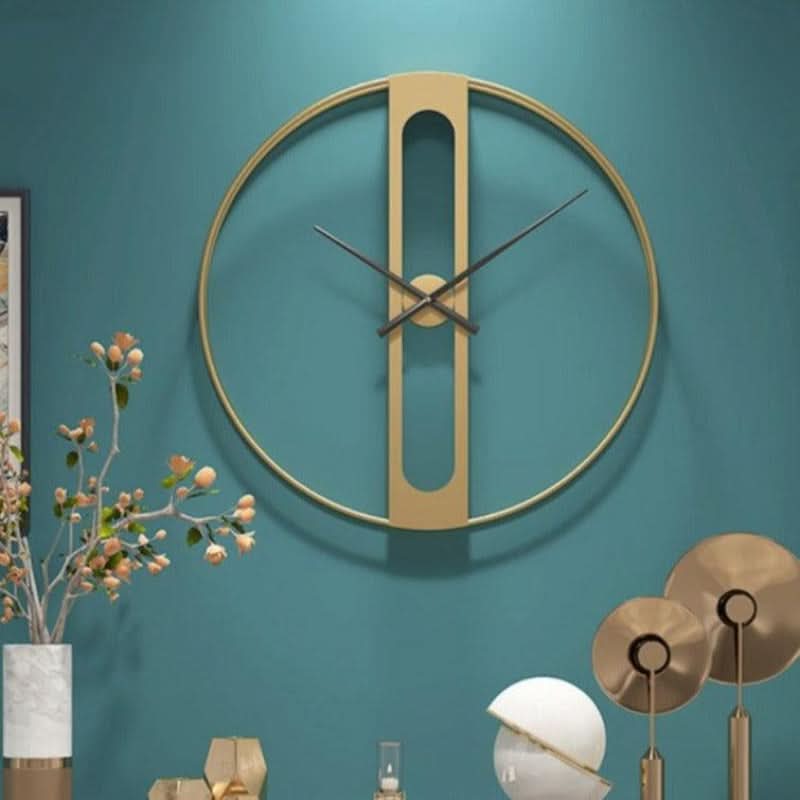 NovaGlow 50cm Gold- und Schwarz-Metall-Wanduhr als Blickfang