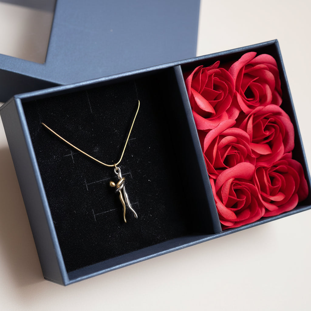 Collana da coppia in acciaio inossidabile con ciondolo finitura oro e argento