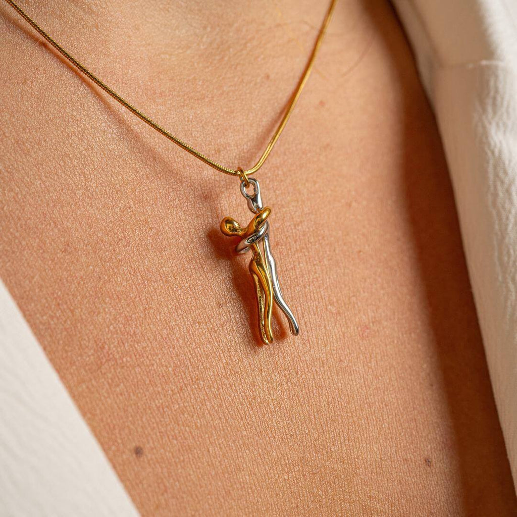 Collana da coppia in acciaio inossidabile con ciondolo finitura oro e argento