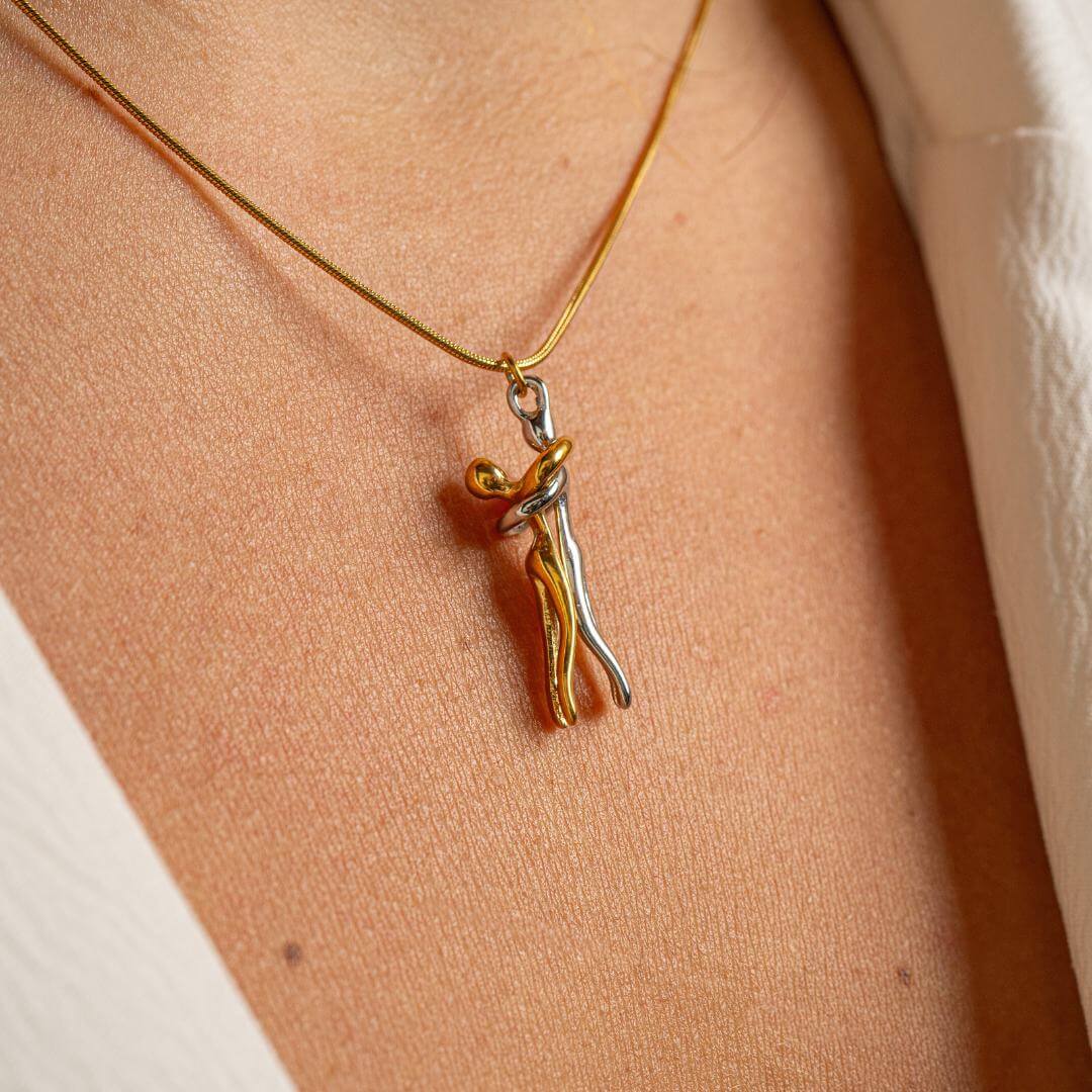 Collana da coppia in acciaio inossidabile con ciondolo finitura oro e argento