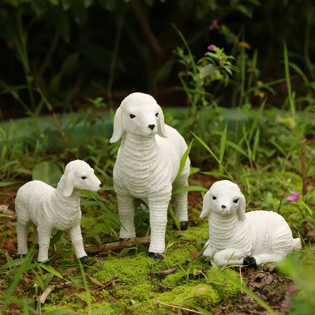 Verspielte Mini-Lamm-Gartenfigur für Blumentopfdekoration | Rosalyssa
