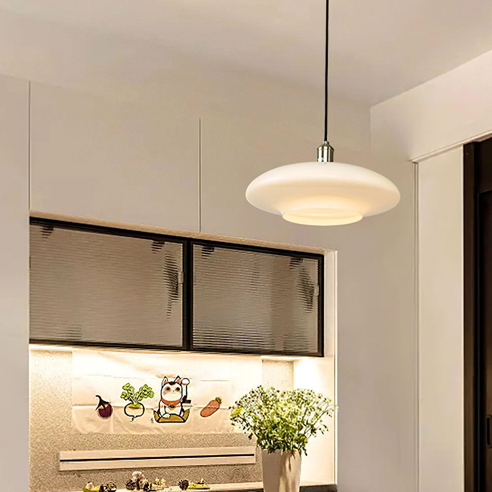 Závěsné svítidlo Aurelia White Glass pro moderní kuchyně | Snurv