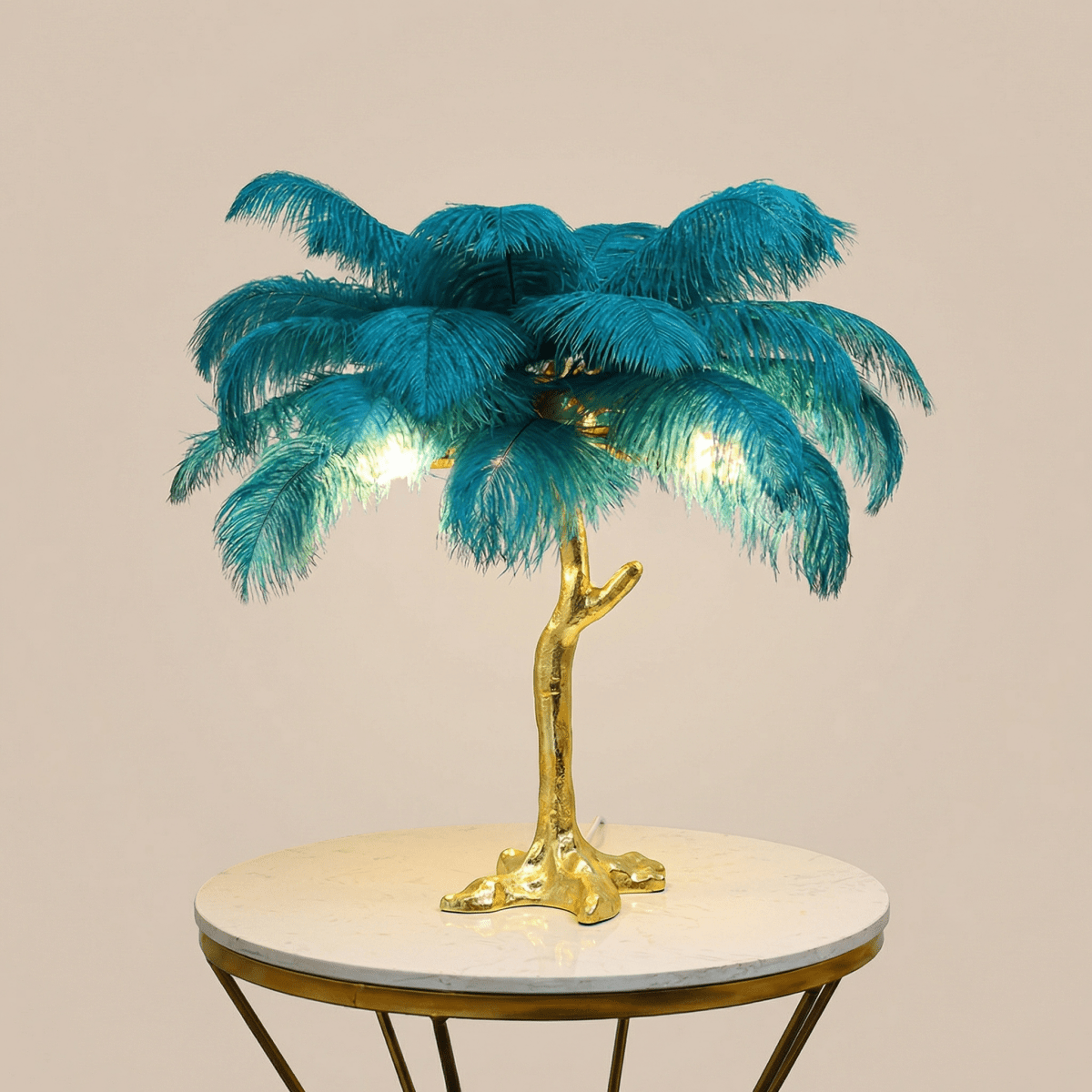 Dekoracyjna lampa stołowa Feather Shade, wysokość 18 cali | Rosalyssa