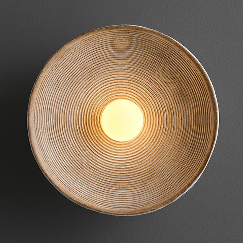 Lámpara de pared de madera con LED hecha a mano, con encanto rústico y ambiente suave