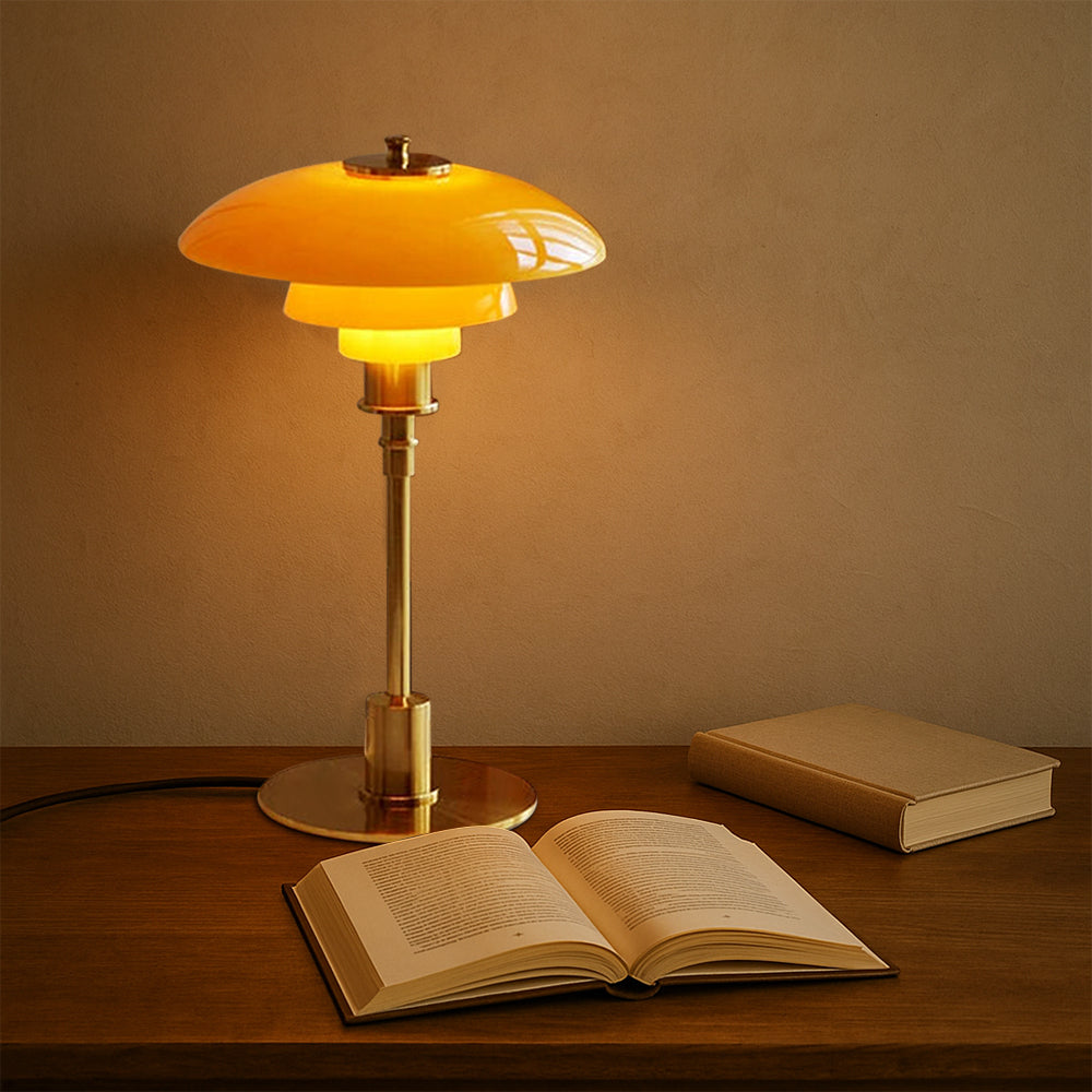 Candeeiro de Secretária Danish Design com Charme Escandinavo e Brilho Aconchegante