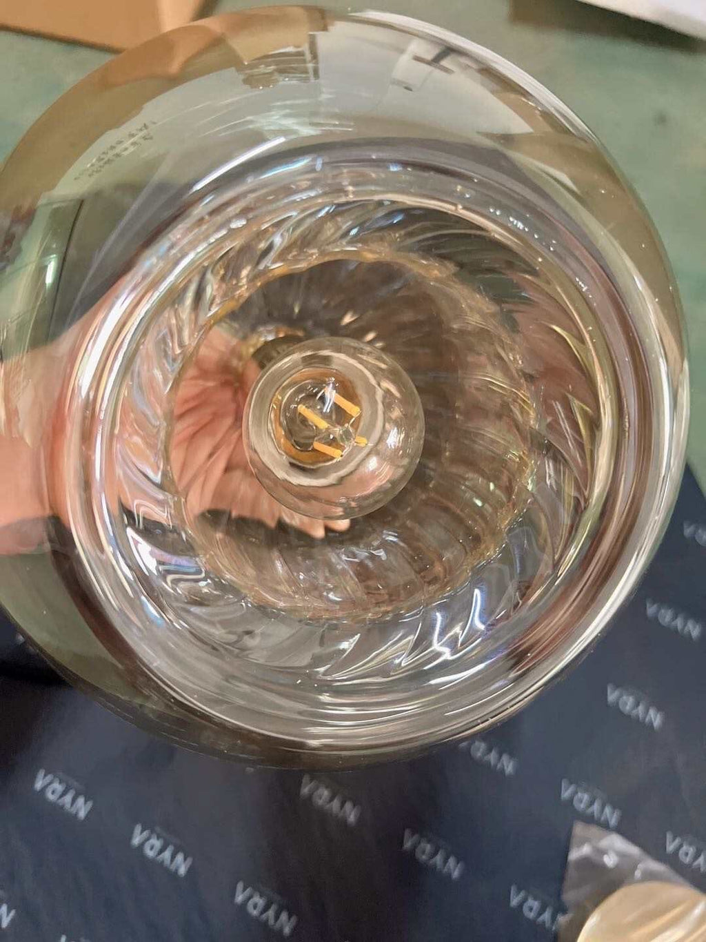 Lampa wisząca Nova Glass Bubble z ręcznie dmuchanymi podwójnymi kulami