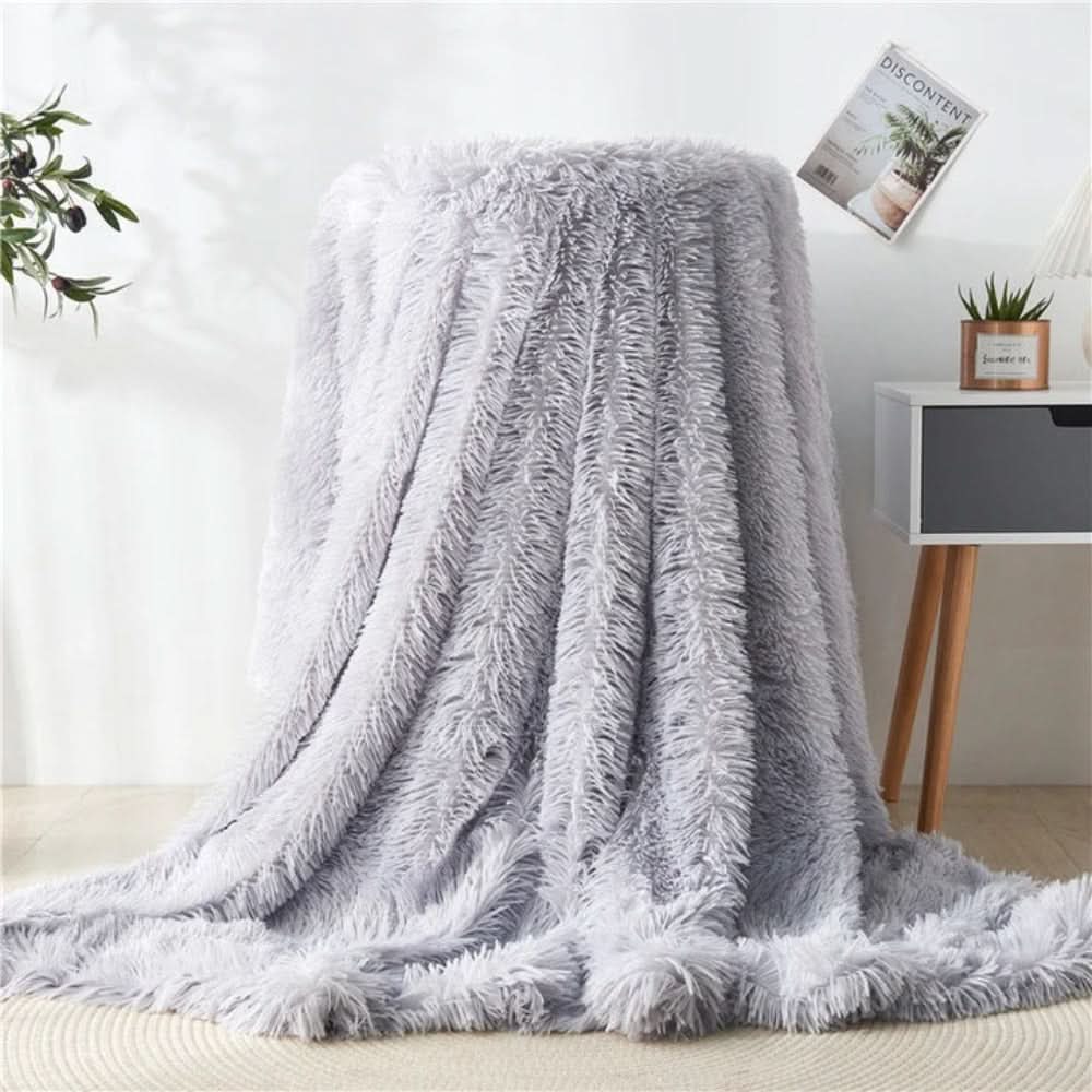VelvetLush nepbont deken met zachte fluwelen warmte