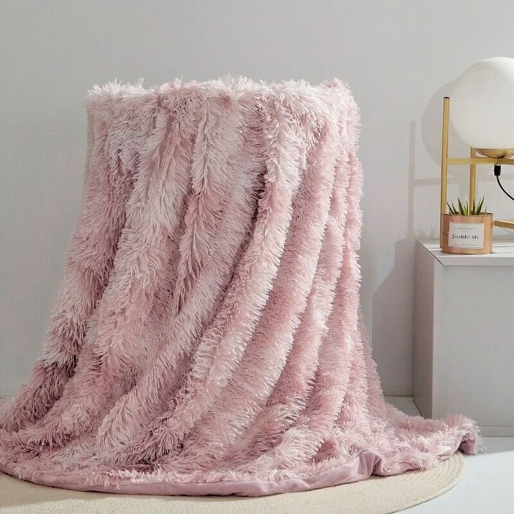VelvetLush nepbont deken met zachte fluwelen warmte