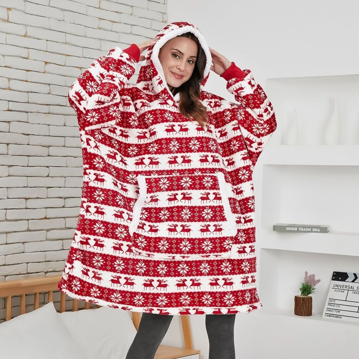Couverture à capuche en polaire CozyNest pour un confort ultime